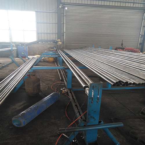 达尔罕茂明安联合铁路专用超声波声测管主要执行标准是什么？